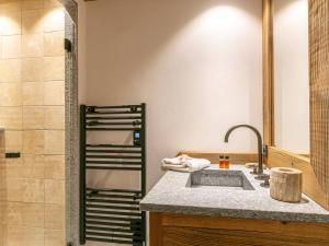 Luxueux appartement avec piscine, WiFi et parking à Val-dIsère - FR-1-694-102