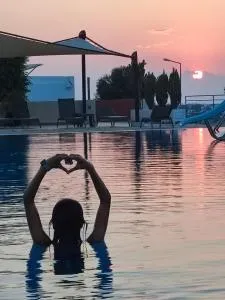 2 bedroom ground floor apartment - Kalogrea