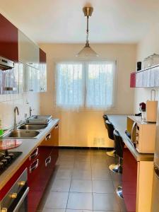 Appartements Apartment Parking 15' PARIS 3' ATHLETICA OPEN 24 7 : photos des chambres