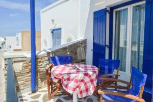 Kalypso Studios Antiparos Greece