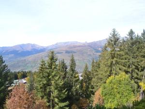 Charmant duplex 4 pièces, animaux acceptés, parking couvert - FR-1-411-599