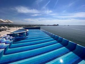 Super depa sobre el malecon alberca infinity