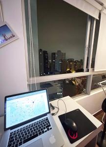 Apartamento moderno con vistas, WiFi gratis y cocina equipada