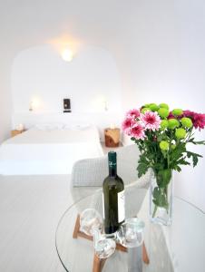 Finesse Suites Santorini Greece