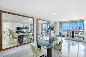 Meet Me in Miami! Impressive Miami Skyline Views