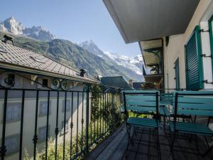 Appartement calme en centre-ville avec terrasse et vue Mont-Blanc, Chamonix - FR-1-343-198
