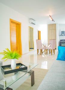 Playa Palmera Beach Resort