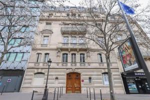 La Pause - Wifi - Champs Élysées - 4 Prs