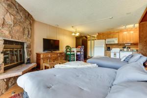 2 Mi to Granby Ranch Granby Vacation Rental!