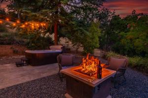 Yosemite Cowboy Cabin
