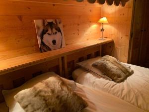 Chalets Superbe CHALET (14 personnes) & SAUNA au pied du Mont Blanc : photos des chambres