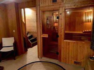 Chalets Superbe CHALET (14 personnes) & SAUNA au pied du Mont Blanc : photos des chambres