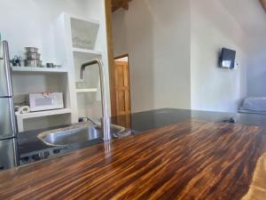 La casa del Artesano !Casa completa frente al mar!