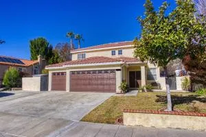 The Nest at Woodside: Lux LA getaway + office/spa - Lake Hughes