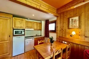 Haven of peace with balcony in Combloux - Domancy