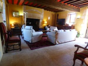 B&B / Chambres d'hotes Suite dans demeure authentique du XVEME : photos des chambres