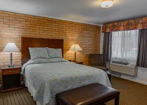 Queen Room room in Sweet Home Inn
