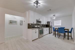 Modern Home in Edinburg Half-Mi Walk to UTRGV!