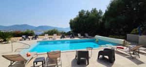 Villas Splendide villa de reve climatisee avec vue mer & montagne et sa piscine chauffee : photos des chambres