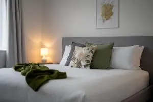 Grey Street Hideaway - Leamington