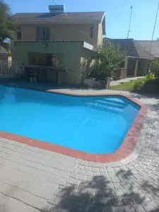 26 Zea avenue Arcon Park Guest House - De Deur