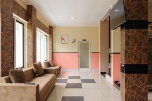 RedDoorz near The Jungle Waterpark Bogor