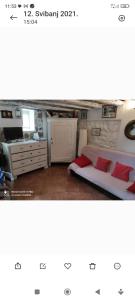 Lubenice-Rodinis Room and Apartment