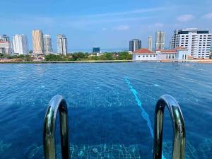Momento Stay Georgetown 10pax 乔治市中心-海景房Seaview Room