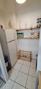 Appartements T2 55m² tout confort avec jardin. Cuisine et equipements neufs. Wifi TV parking : photos des chambres