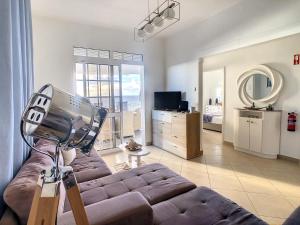 Naya Beach House by LovelyStay