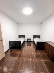 3 Apartments in 1 location