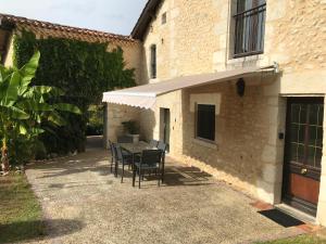 Maisons de vacances Gite Le Clos de Charroux : photos des chambres