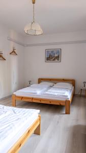 Barát Vendégház - Cosy Guesthouse - Teljes ház privát udvarral - 4 szoba, 2 fürdő