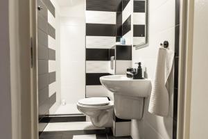 Barát Vendégház - Cosy Guesthouse - Teljes ház privát udvarral - 4 szoba, 2 fürdő