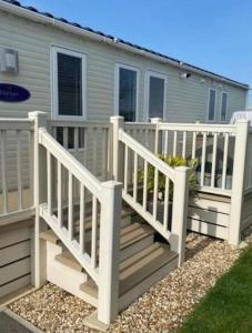 Cosy Shearwater Escape