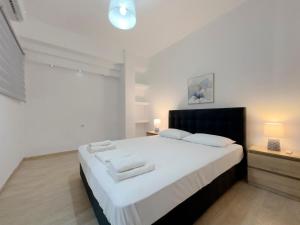 Aristotelous Spacious 109sqm apt in Athens