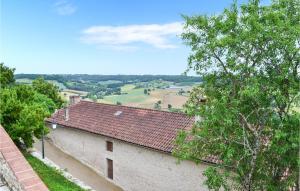 Maisons de vacances Awesome Home In Lauzerte With Outdoor Swimming Pool And Wifi : photos des chambres