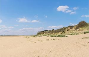 Maisons de vacances Beautiful Home In Crances With Wifi : photos des chambres