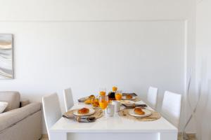 Royal Palm YourHostHelper