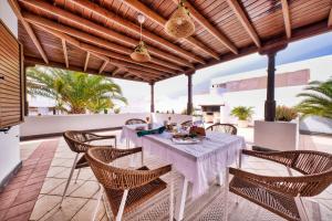 Casa Guayre - Private Pool, BBQ, Air-Con and Ping-Pong By Lanzarote Vacation Homes