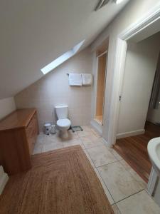 Loft Apartment near Harry Potter Coaches