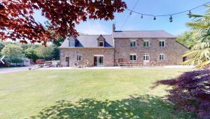 Maisons de vacances Cornillieres 35pers Spa Etang Plaine de Jeux : photos des chambres