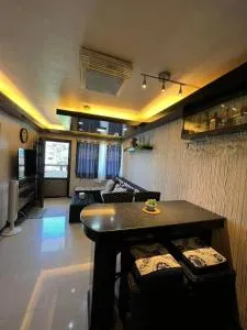 One Oasis Condo 2 Bedroom Free Pool & Wifi Beside SM City Mall - Digos