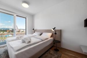 Spacious 2-bedroom Residence With A Terrace In Central Ljubljana 