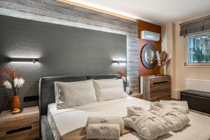 Avra Summer Living _ Private Jacuzzi _ StepstoSea