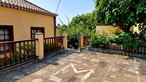 Los Nacientes: Marcos