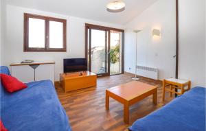 2 Bedroom Cozy Home In Porticcio