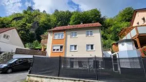 Ferienwohnung Mein Zuhause - Ahorntal