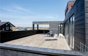 Three-Bedroom Holiday Home In Lokken