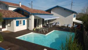 Maisons de vacances Maison de Vacances, Piscine et Spa : photos des chambres